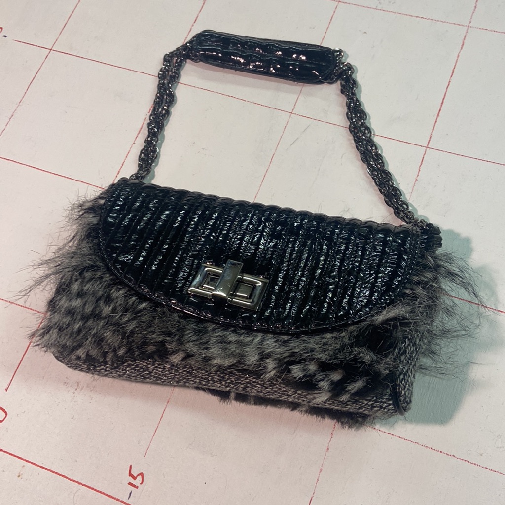 Brand New Sondra Roberts Purse W Dustbag